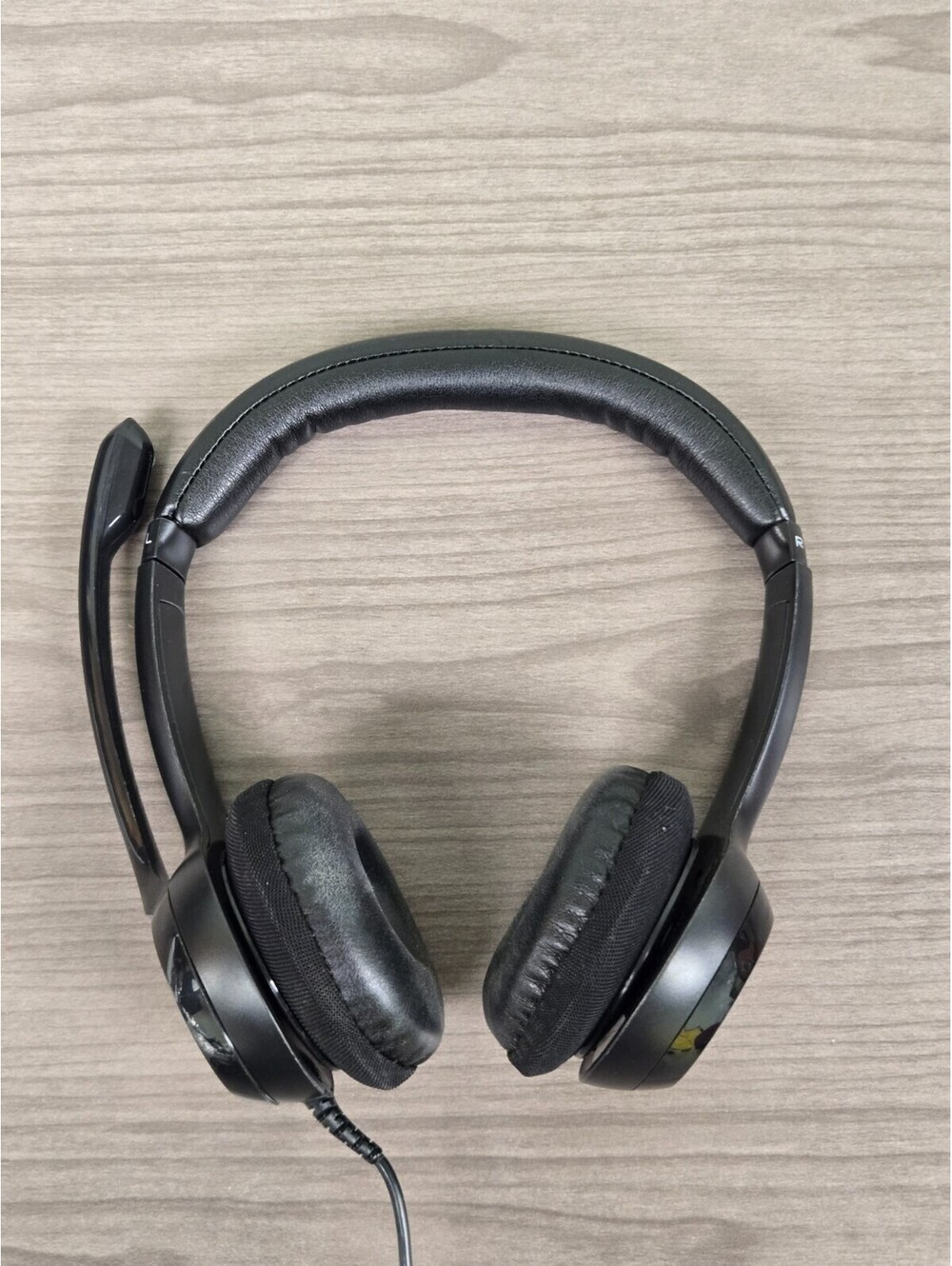 Logitech H390 USB-A Wired Computer Headset Noise Cancelling Mic Black